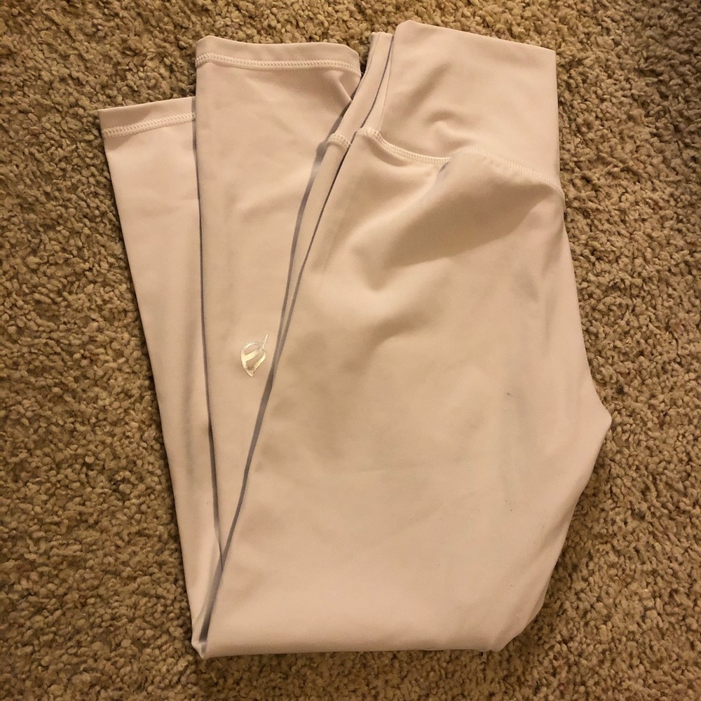 Lush white mayras Ptula